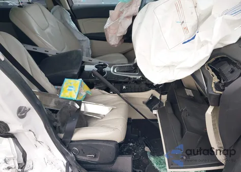 2017 Ford Edge Titanium z USA, uszkodzony, nr VIN 2FMPK4K94HBB47018